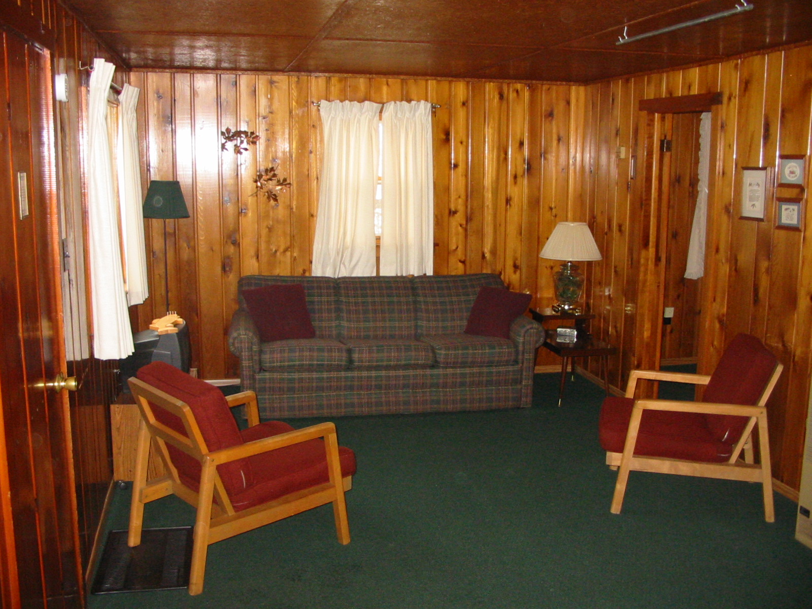 cabin 4 living room
